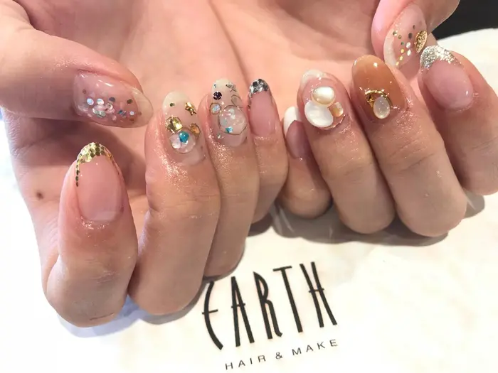 隠れミッキーとミニー Earth所属 福島 夏奈のネイルデザイン ミニモ