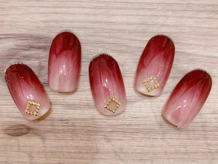 ワンカラー グラデーションネイル ハンド フット ハンド ベースデザイン カラーグラデーシ Benails所属 Benails ちえのネイル デザイン ミニモ