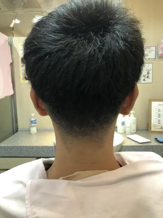 マッシュフォワード 整髪なし よこ 2ブロ 6 4 3ミリ 後ろ 刈り上げ 9 6 4 3ミリ 銀座マツナガ東京駅店所属 藤崎 光のヘアカタログ ミニモ