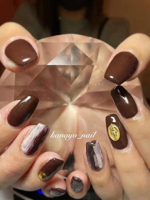 マリア様きゅん Kanayo Nail所属 居田 袈奈代のネイルデザイン ミニモ