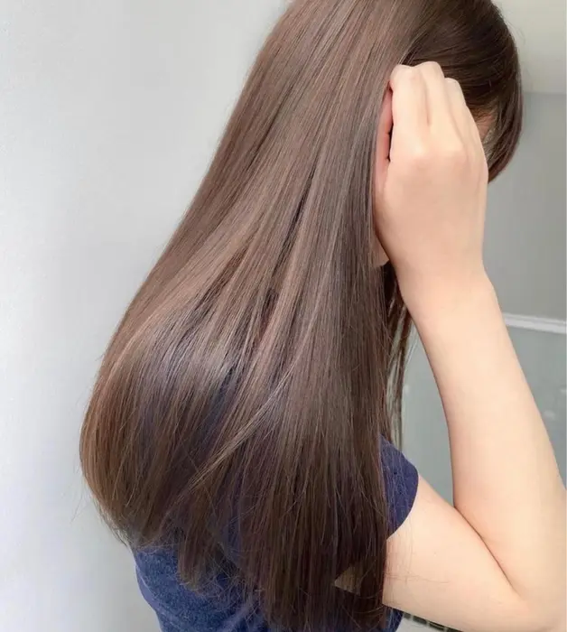 コスメストレート アッシュブラウン Sharon所属 抜け感color Rikuのヘアカタログ ミニモ