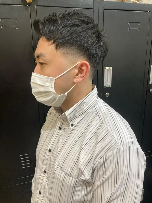 メンズ スキンフェード 中崎町 Eir中崎町所属 梅田メンズ特化美容師 高評価eir上原のヘアカタログ ミニモ