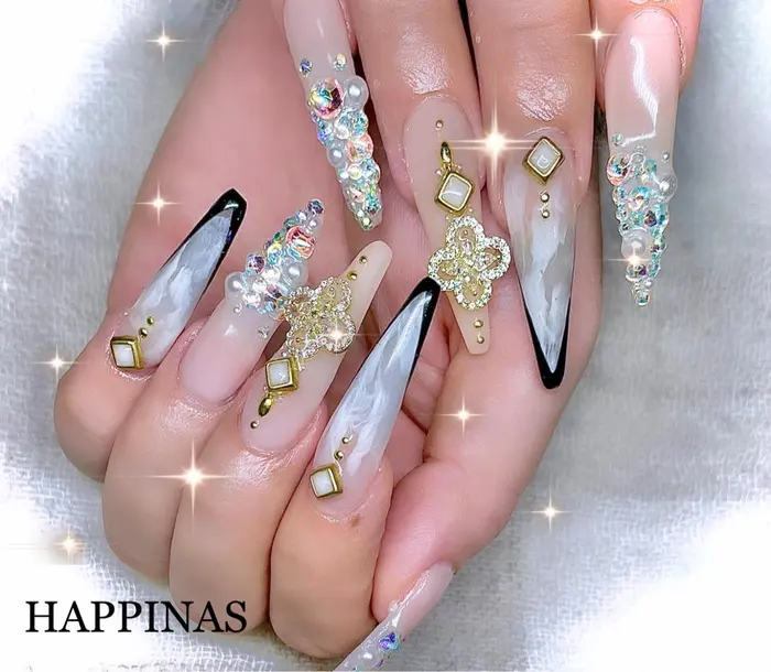 ブライダルネイル スカルプネイル キラキラネイル ブライダルネイル Happinas所属 Happinas Nail 脱毛のネイル デザイン ミニモ ブライダルネイル スカルプネイル キラキラネイル ブライダルネイル Happinas所属 Happinas Nail 脱毛のネイル デザイン ミニモ
