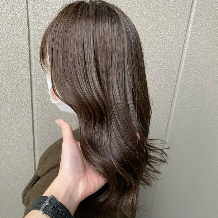 落ち着きと柔らかさをグレージュヘアカラー Luve Heart S And Be Eclat所属 藤原 康矢のヘアカタログ ミニモ