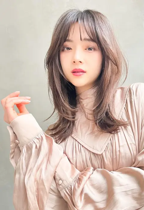 朝3分で可愛くなる秘密 フレンチボブ ハンサムショート エッジショート 黒髪 大人かわいい ボブ 前 Ace所属 韓国風no 1 くびれヘアのヘアカタログ ミニモ