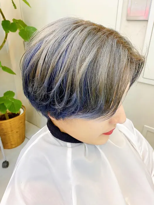 2種類のデザインカラー 派手髪で存在感max City所属 若林樹 韓国ヘアス イーツの出るサロンのヘアカタログ ミニモ