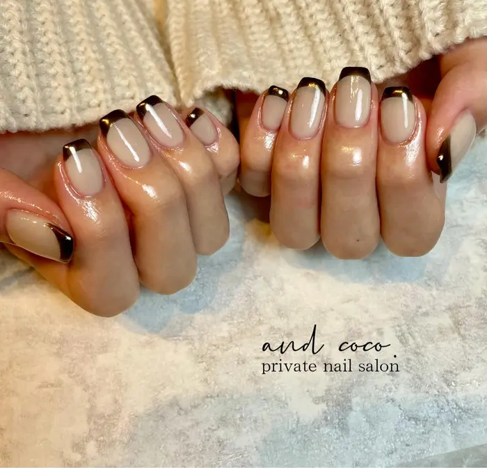 ミラーフレンチ バーチャルフレンチ 枚方ネイルサロン And Coco 所属 And Coco のネイルデザイン ミニモ