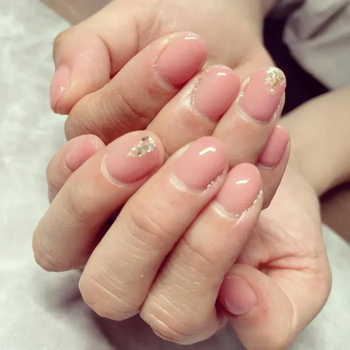 珊瑚朱色 Arietty所属 Nail Salon Ariettyのネイルデザイン ミニモ