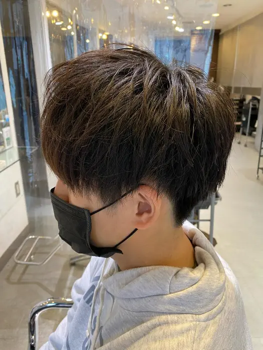 インナーカラー ダブルカラー メンズカット ハイライト 髪質改善 ブリーチ カット トリートメント Bpjs世田谷所属 カットカラーno1 11月限定半額のヘアカタログ ミニモ