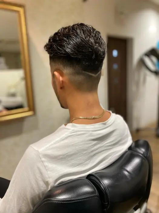 フェード剃り込み Smart所属 加藤 貴大のヘアカタログ ミニモ