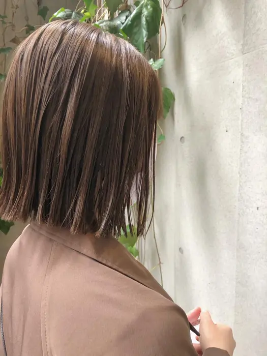 外ハネボブ お手入れ楽 セット楽 ストレートアイロンで5分 内巻きでもg Jeno所属 Wady のヘアカタログ ミニモ