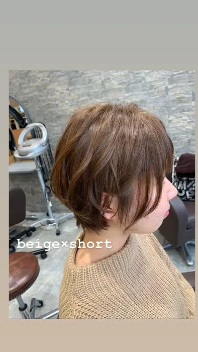 ラブレスグランサロン梅田所属 デザイナー 安田 ひかり ラブレスのヘアカタログ ミニモ