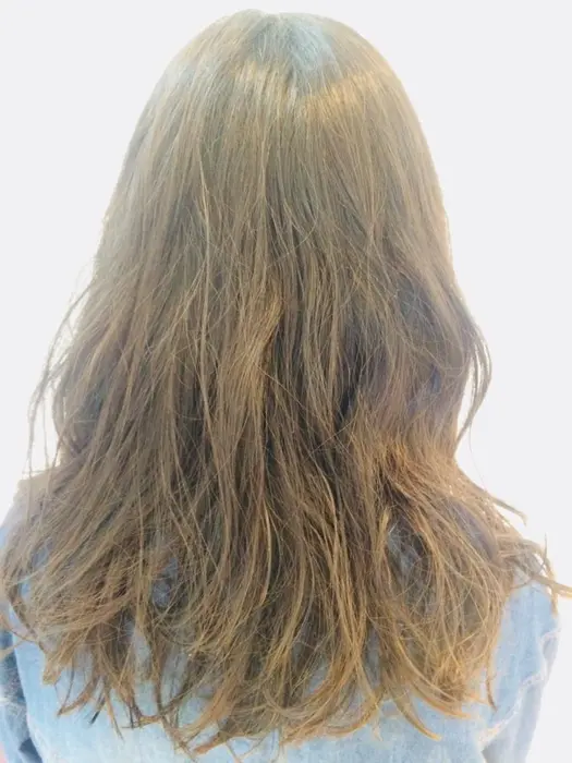 ミディアムゆるウェーブスタイル 自宅でも簡単にパーマを再現出来ます N Hair所属 石渡 順也のヘアカタログ ミニモ