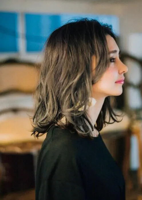 無造作ウェーブ カーキグラデーション オンディーヌ溝の口店所属 Ondine 店長 市川翔太のヘアカタログ ミニモ