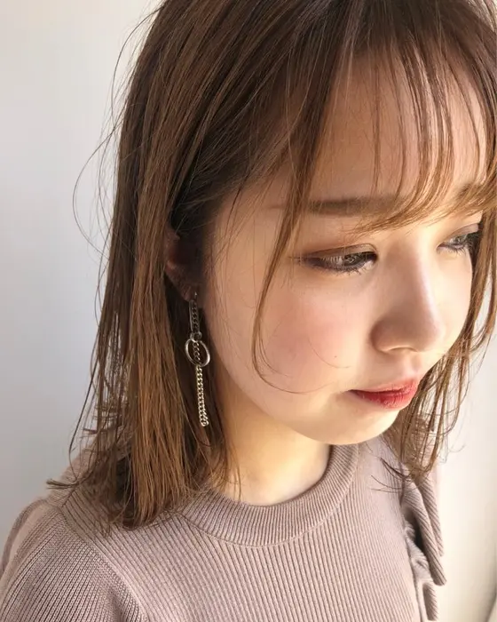 同じスタイルでも 耳にかけたり分け方で違う髪型に 顔周りの印象も雰囲気も変えて見せることが Melili Hair Ribbon所属 後藤 和弥のヘアカタログ ミニモ