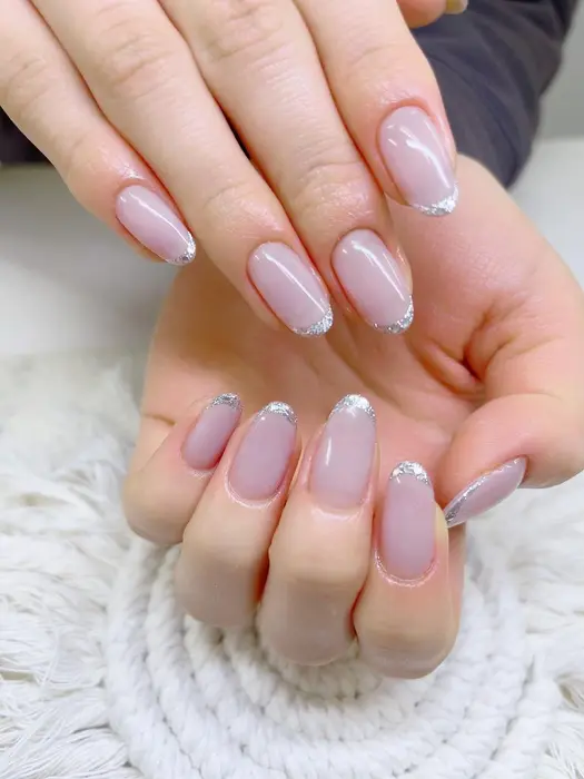 Rainbow Nailsaion所属 薔薇 高田馬場店のネイルデザイン ミニモ