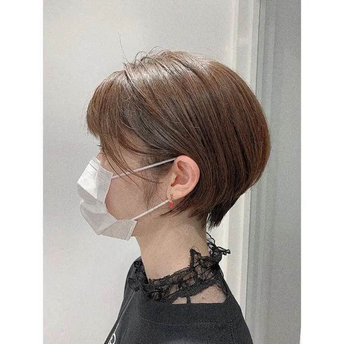 襟足が浮いてしまう生え癖があっても ショートにできます Creed所属 フジタ サキのヘアカタログ ミニモ