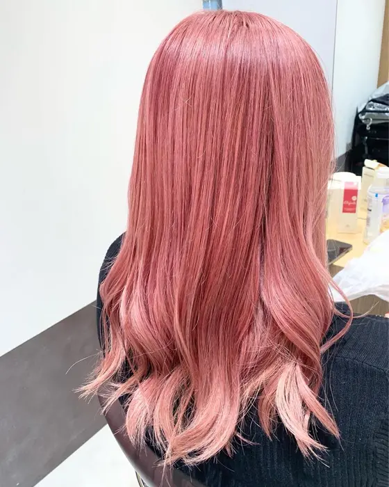 コーラルピンクはしっかり抜けているベースじゃないと出来ません しっかりベースを整えてから ピンクを Gotodayシェアサロン所属 倉田 陽和のヘアカタログ ミニモ