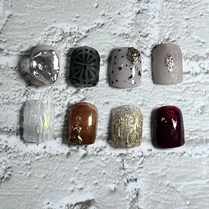 50種類ほどのアートサンプルからお好きなデザイン選べて 5500 7000 Nail Eye Ruko所属 Pang Akiのアイブロウ 眉毛カタログ ミニモ