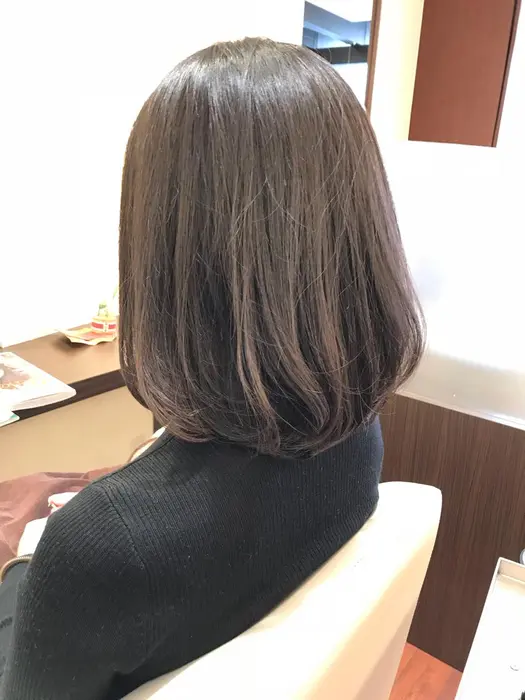 肩につくぐらいの伸ばしかけのボブ毛先が広がる 手触りが悪いなどお悩みがある方 ご相談ください Blanco北堀江所属 笹見 治美のヘアカタログ ミニモ