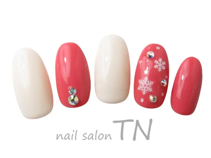 ティーエヌ Tsutaya積文館書店八女店所属 藤吉 薫のネイルデザイン ミニモ