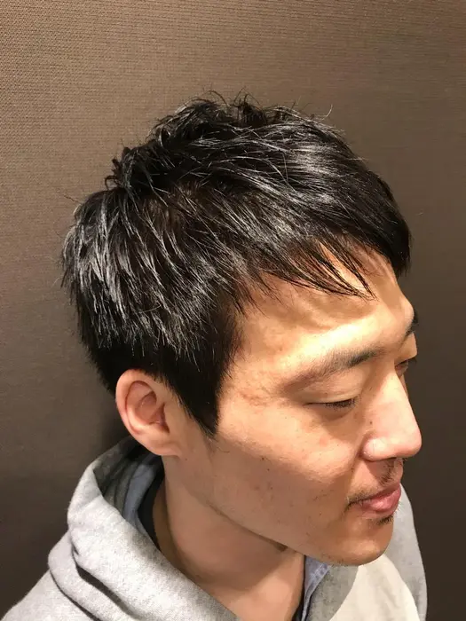 スタイル 前髪おでこ半分くらい 耳だしスッキリ 後ろ厚めの刈り上げ カラー Pt7g 3 Na ヒロ銀座所属 吉澤 咲那のヘアカタログ ミニモ