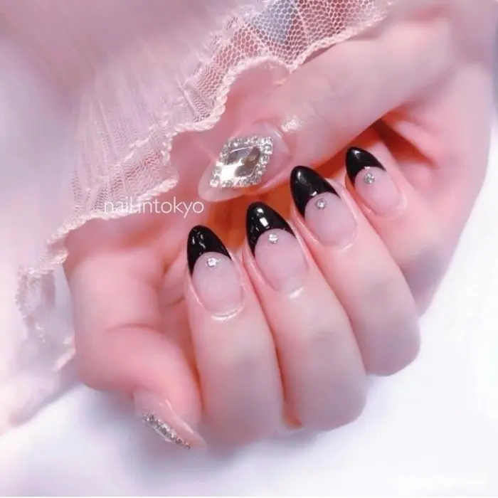 パラジェル オフのみ 学割 スカルプ フットネイル オフなし 持ち込み ガラスフレンチ フィルイン Space所属 Space のネイル デザイン ミニモ