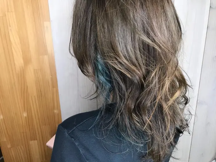インナーカラー グリーン 小鳥グリーン モスグリーン Rimie 都島所属 Rimie Hairのヘアカタログ ミニモ インナーカラー グリーン 小鳥グリーン モスグリーン Rimie 都島所属 Rimie Hairのヘアカタログ ミニモ