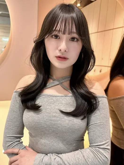 ロングのくびれも可愛いです