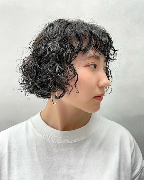 パーマアレンジ ボリュームパーマ くせ毛を活かす ウルフパーマ ブリーチパーマ うぶ毛パー Kipi所属 原岡 優典のヘアカタログ ミニモ