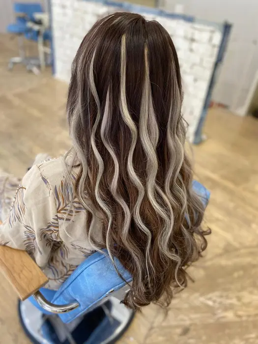 エクステ ハイライトホワイトグレー 1st Vibe Annex所属 店長 松井 敬太郎のヘアカタログ ミニモ