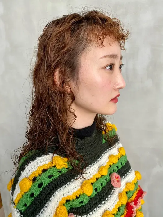 くるくるパーマ スパイラルパーマ クリープパーマで持ちも2倍 Nero Hairsalon Navy所属 カワムラ ユウキのヘアカタログ ミニモ