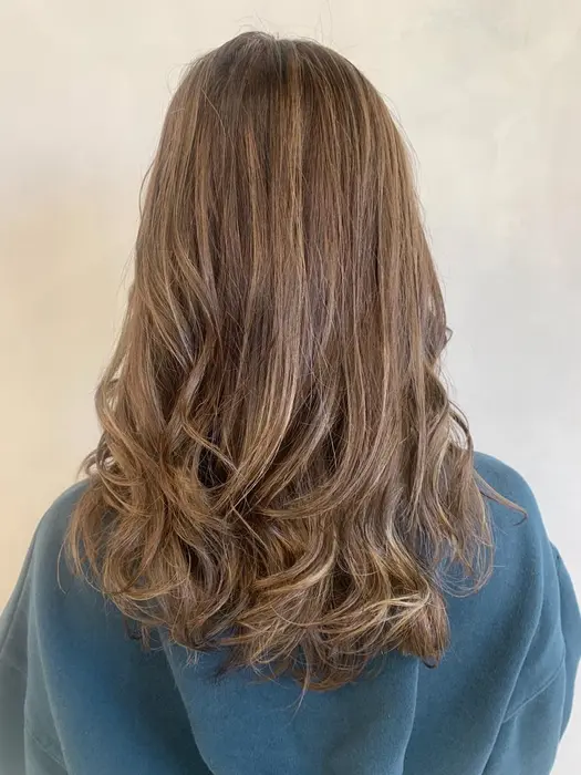 エッジショート くびれセミディ たまねぎアレンジ 丸みショート 無造作カール ボブディ イルミナカラ Gorw恵比寿所属 Topstylist 柚木勇気のヘアカタログ ミニモ