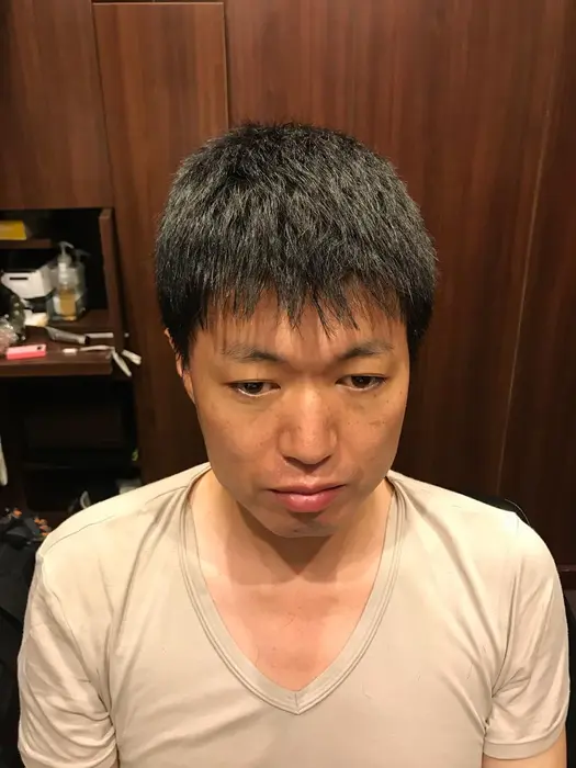 スタイル 前髪短め 耳だし 刈り上げ 仕上げドライヤーのみ 毛質 毛量少なめ ヒロ銀座所属 吉澤 咲那のヘアカタログ ミニモ
