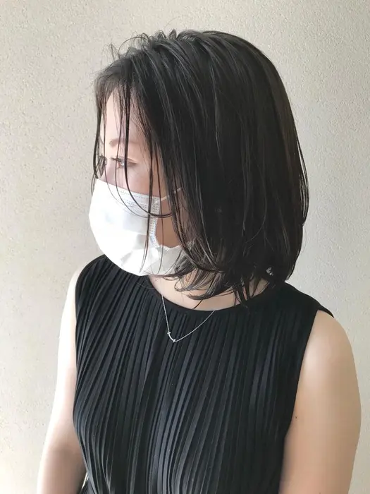 ミディアムレイヤーボブ Owlhair所属 沢田 瞳のヘアカタログ ミニモ