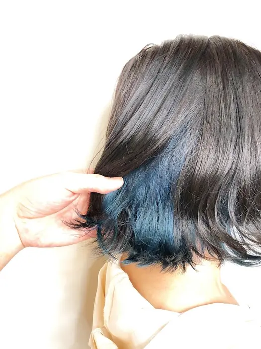 インナーブルー オングレージュ Hair Make Krest 梅田茶屋町店 ヘアアンドメイク クレスト 所属 土日まだ空きあります Okkのヘアカタログ ミニモ