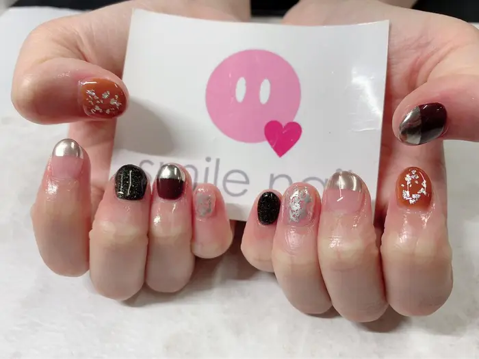Smile Nail所属 Smile Nail スマイルネイルのネイルデザイン ミニモ