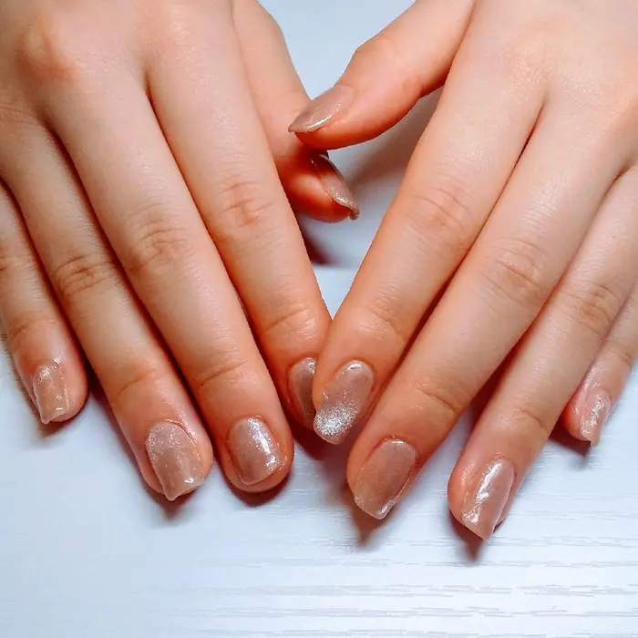 ご来店有難うございます ベージュのマグネットネイル ティーズネイル所属 T S Nail ティーズネイルのネイル デザイン ミニモ