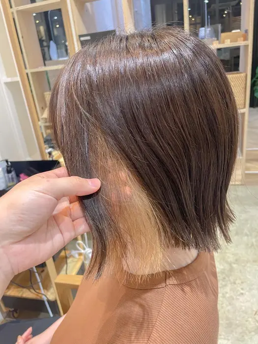 ボブ インナーカラー Une Garden所属 千葉いずみ ボブ ミディアムのヘアカタログ ミニモ