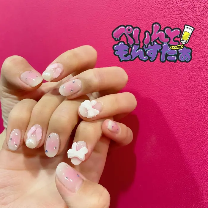 チークネイルは春にぴったり ネイルサロンぺいんともんすたぁ所属 ぺいんともんすたぁ 鶴橋のネイルデザイン ミニモ