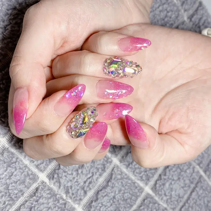 ラメグラデーションスカルプ 埋め尽くし1本 500 ネイルサロン M3所属 自宅サロン M3 Nailのネイル デザイン ミニモ