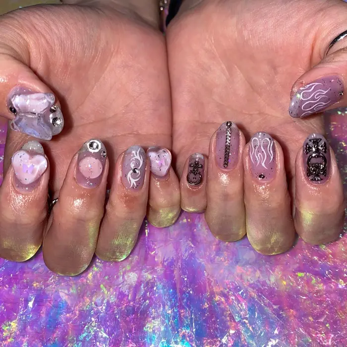 Sharme Kpop Bts バンタン 防彈少年團 防弾少年団 Bubbles Joutie ネ Sharme所属 谷河 清葉のネイル デザイン ミニモ