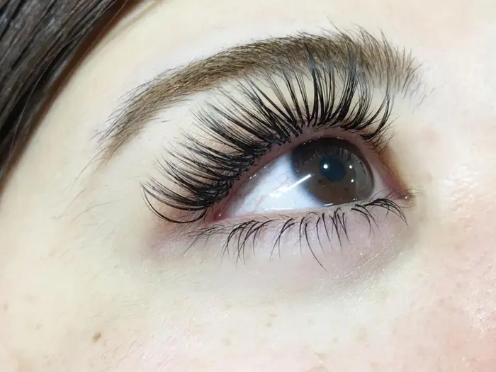 アモル恵比寿店所属 中山 琴美のマツエクデザイン ミニモ