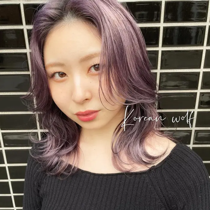 韓国人みたいなフロントの立体感とバック 表面のウルフを繋げたスタイル 写真はブリーチ2回 Dipth ディプス By Ila所属 Dipth 代表コウキのヘアカタログ ミニモ