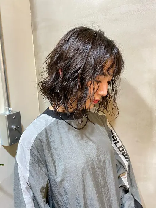 レディースのくるくるパーマ ブリーチされてる方はお断りさせて頂いてます Mashukitahorie所属 渡邉 花梨のヘアカタログ ミニモ