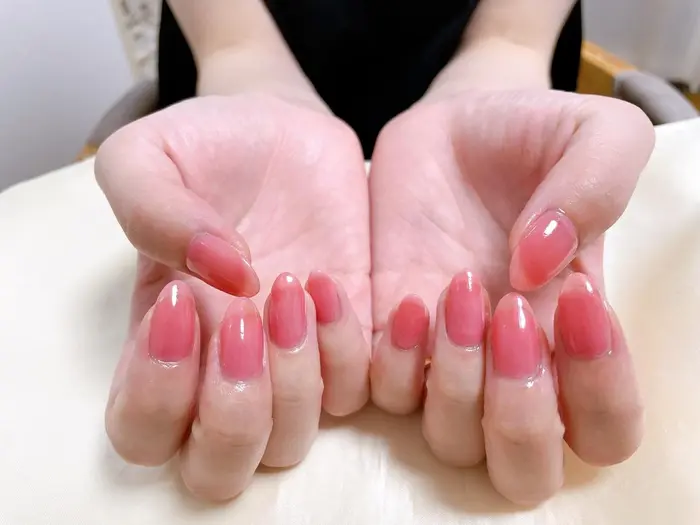 透け感ピンクのワンカラー Mogu Nail所属 Mogu Nail 二子玉川のネイルデザイン ミニモ