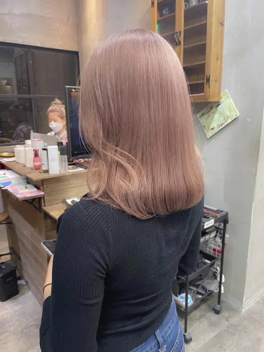 ダブルカラー ミルクティーベージュ Merry所属 Album渋谷 ゆまのヘアカタログ ミニモ ダブルカラー ミルクティーベージュ Merry所属 Album渋谷 ゆまのヘアカタログ ミニモ