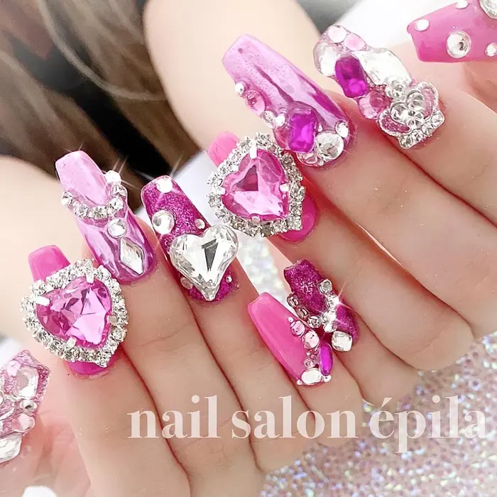 Nail Gel Rubycell Gelnail 持ち込みデザイン ロングネイル ア Nail Salon Epila所属 Epila キラキラネイル専門店のネイルデザイン ミニモ