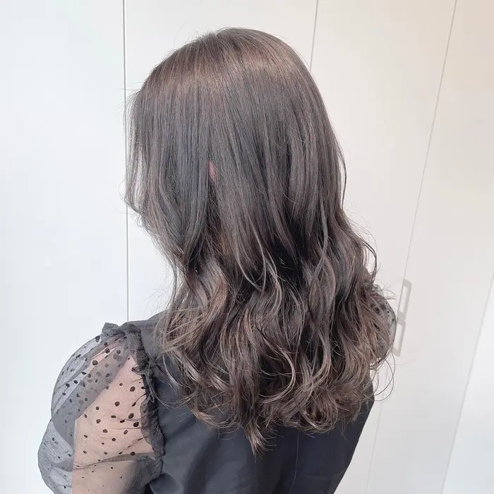 ヘアカラー ブリーチなし ブリーチなしミルクティー ブリーチなしグレージュ グレージュカラ Disco所属 透明感艶感 大得意海斗のヘアカタログ ミニモ