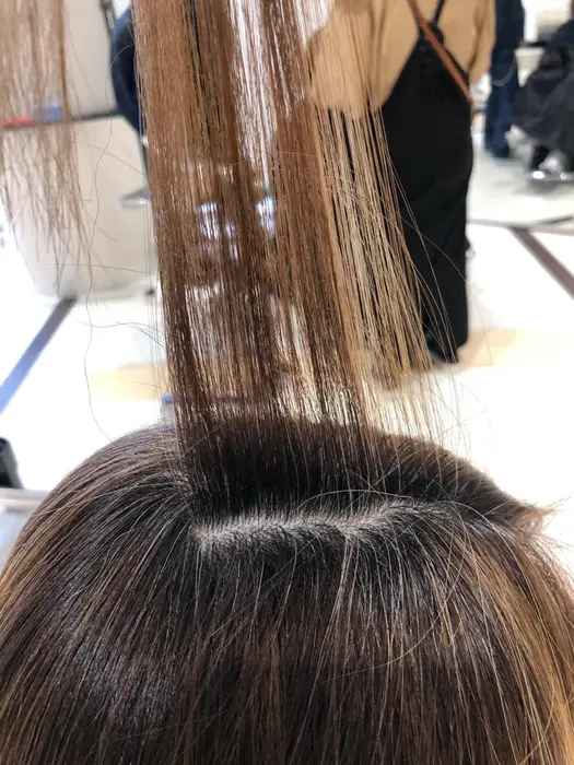 脱白髪染めカラー 白髪染めを辞めたい方に ヘアスタイルに合ったカラー 雰囲気 似合うカラー 落ち着 イーストハム アネーロ所属 カラーリスト 星羅のヘアカタログ ミニモ